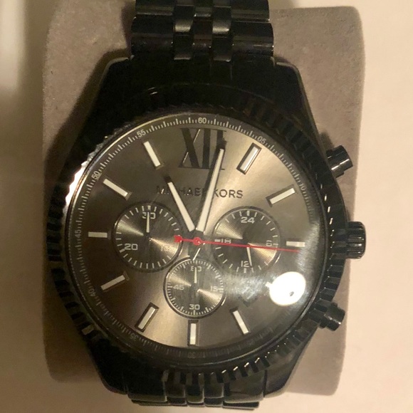 MEN’S MICHAEL KORS WATCH - Picture 2 of 3